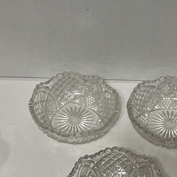 Set Of 5 Beautiful Antique EAPG Clear Cut Glass 4.75” Small Bowls Dishes - Picture 2 of 6